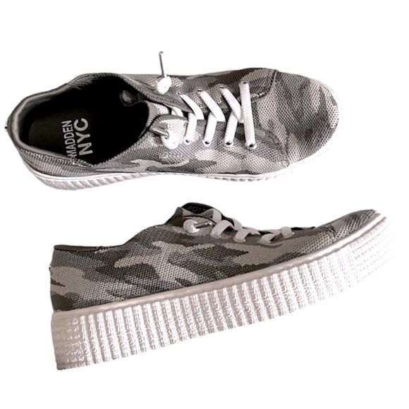 Madden NYC  Camouflage Slip-ons - Picture 7 of 9